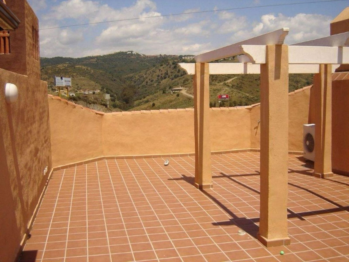 Penthouse in Reserva de Marbella-17