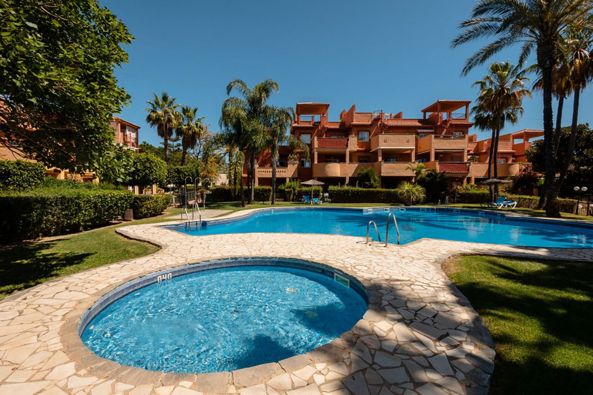 Penthouse in Reserva de Marbella-2