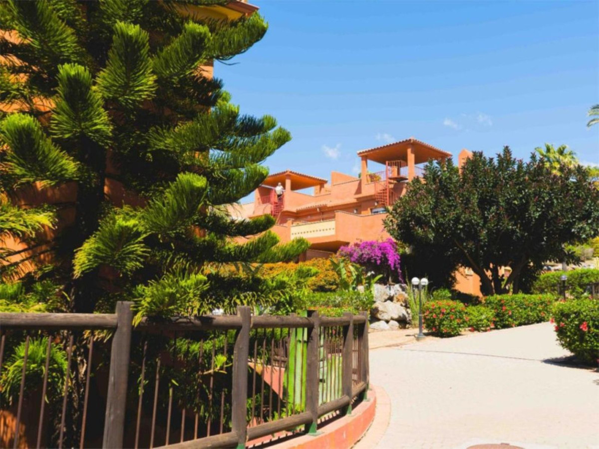 Appartement te koop in Reserva de Marbella | 2 slaapkamers H5005951