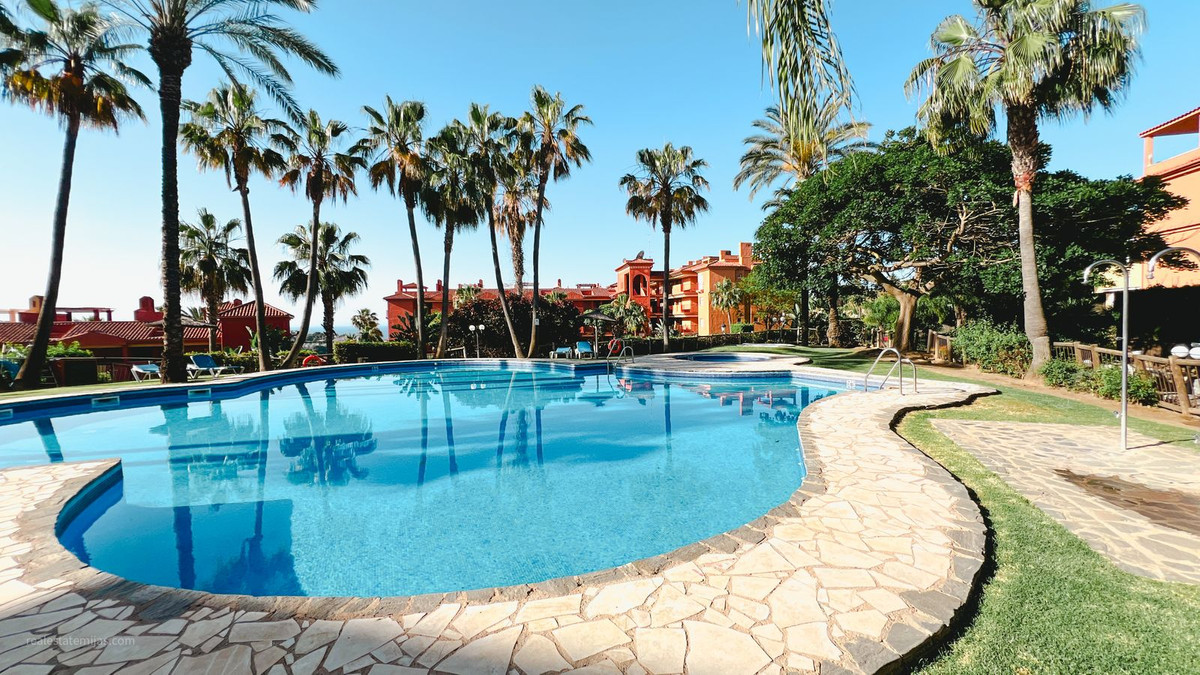 Appartement te koop in Reserva de Marbella | 2 slaapkamers H5061484
