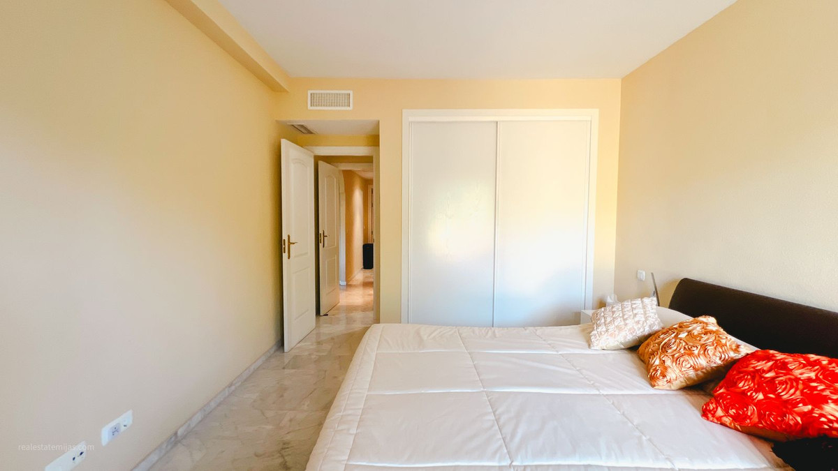 Appartement te koop in Reserva de Marbella | 2 slaapkamers H5061484