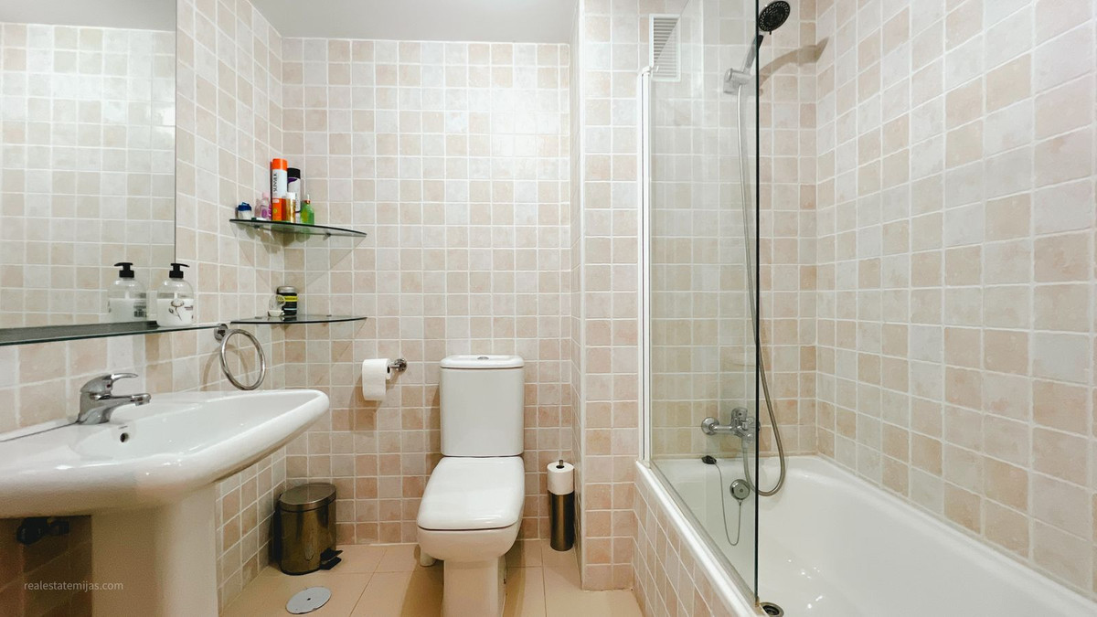 Appartement te koop in Reserva de Marbella | 2 slaapkamers H5061484