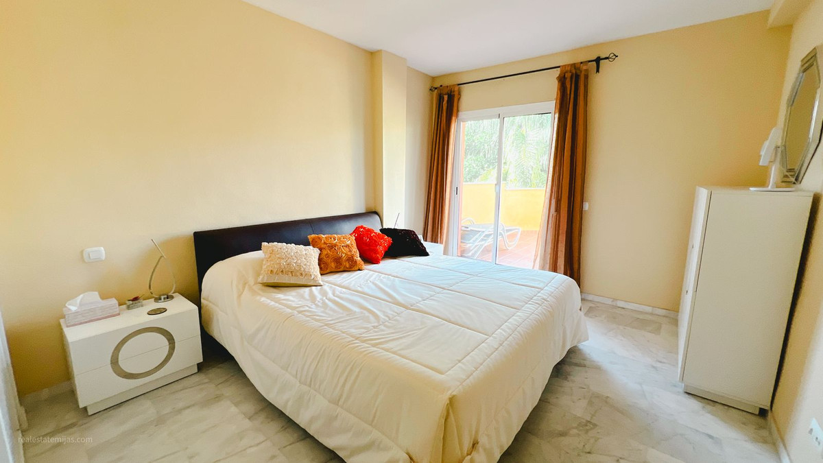 Appartement te koop in Reserva de Marbella | 2 slaapkamers H5061484