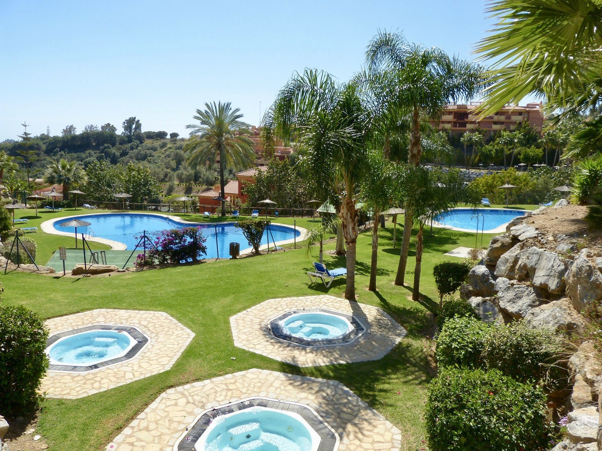 Appartement te koop in Reserva de Marbella | 2 slaapkamers H5084107