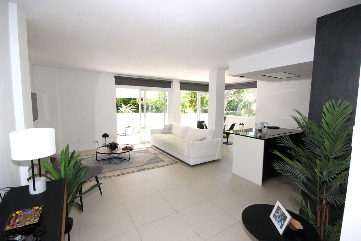 Appartement te koop in Reserva de Marbella | 2 slaapkamers H5105722