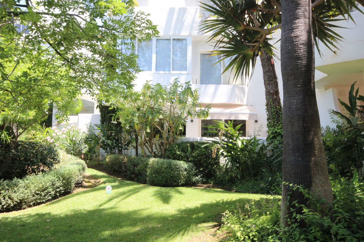 Appartement te koop in Reserva de Marbella | 2 slaapkamers H5105722