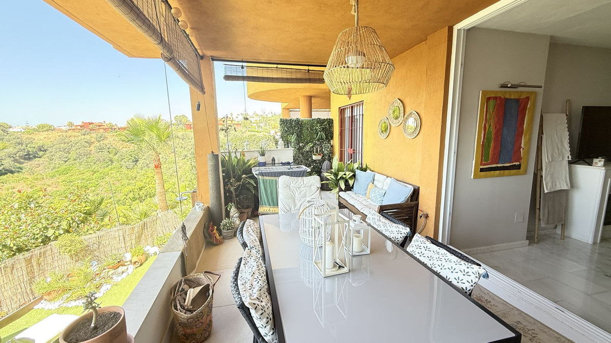 Appartement te koop in Reserva de Marbella | 2 slaapkamers H5109625