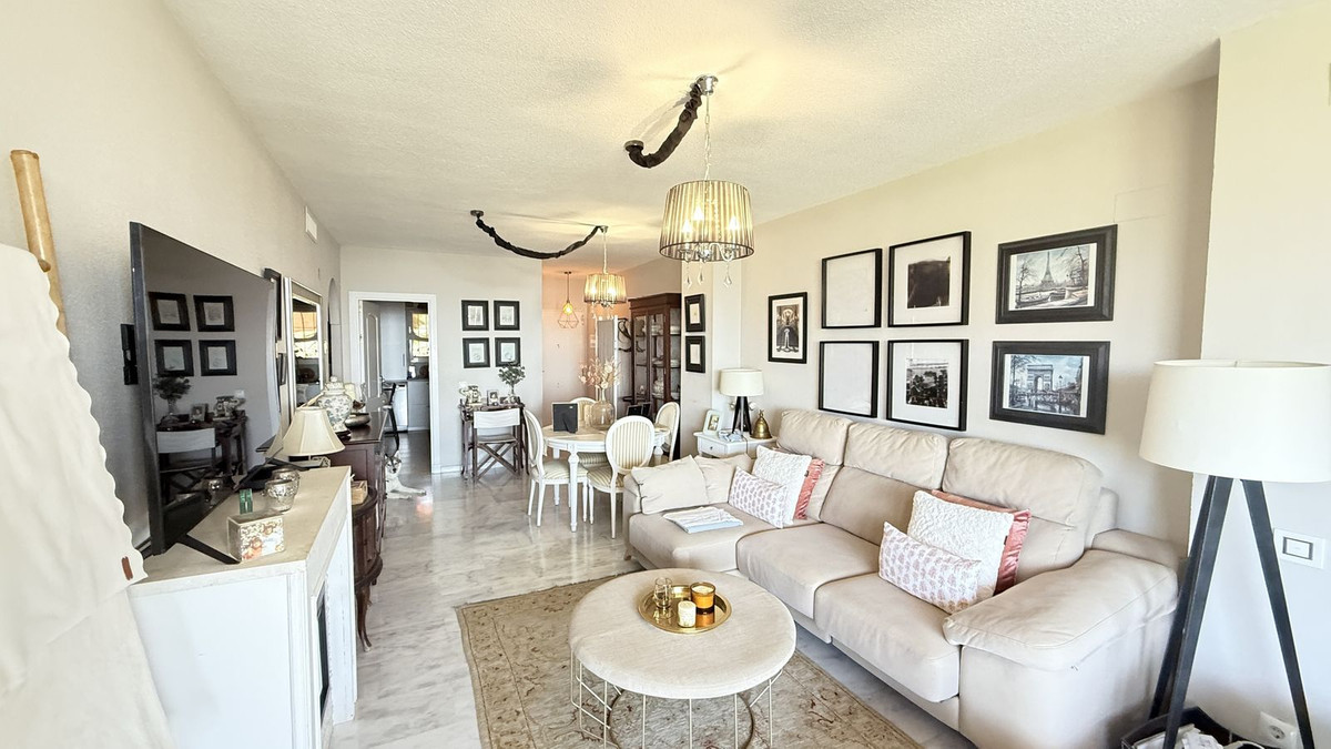 Appartement te koop in Reserva de Marbella | 2 slaapkamers H5109625