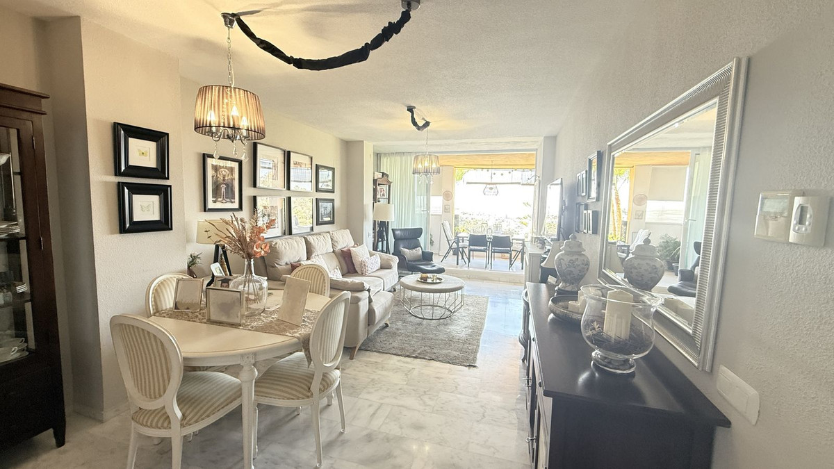 Appartement te koop in Reserva de Marbella | 2 slaapkamers H5109625