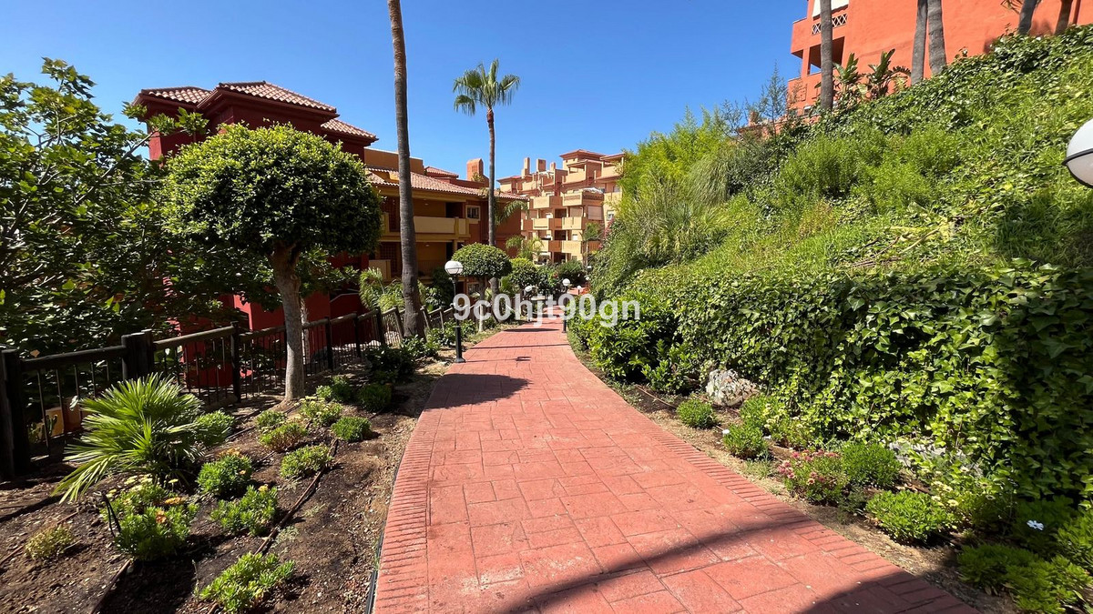 Appartement te koop in Reserva de Marbella | 2 slaapkamers H5115421