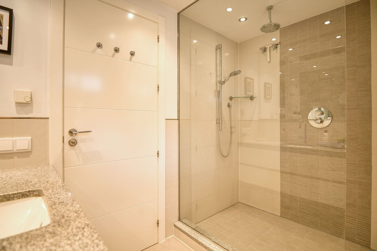 Appartement te koop in Reserva de Marbella | 2 slaapkamers H5150875