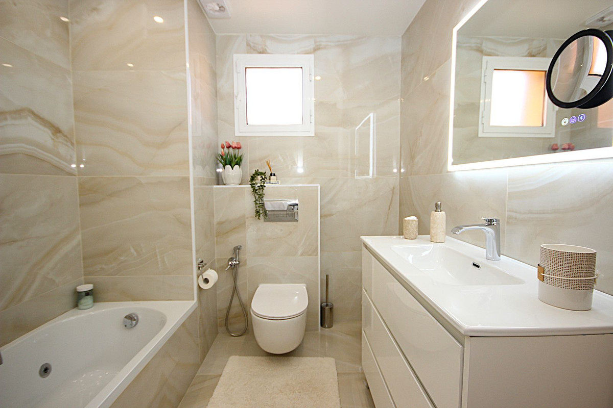 Appartement te koop in Reserva de Marbella | 2 slaapkamers H5204707