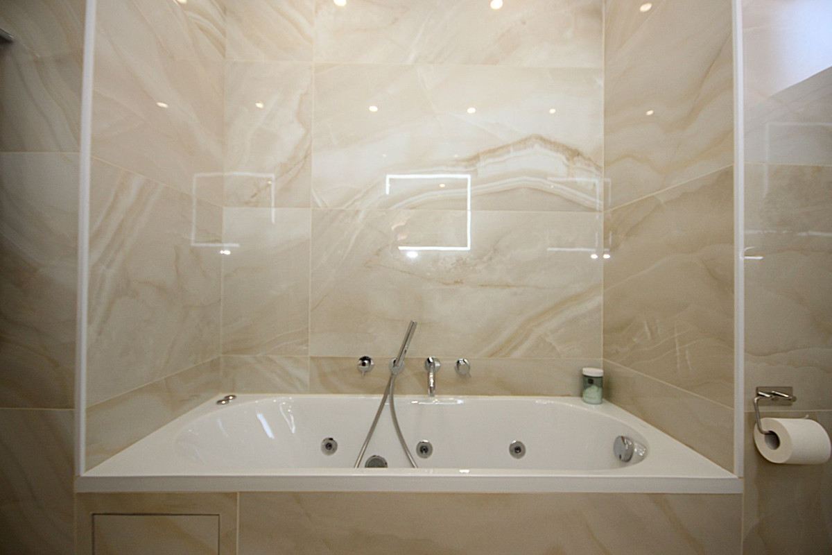 Appartement te koop in Reserva de Marbella | 2 slaapkamers H5204707