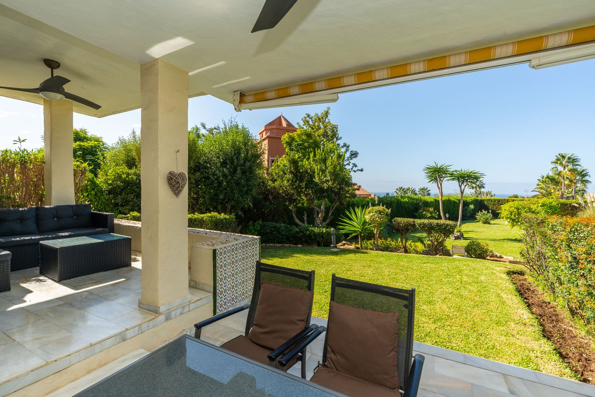 Appartement te koop in Reserva de Marbella | 2 slaapkamers H5210275