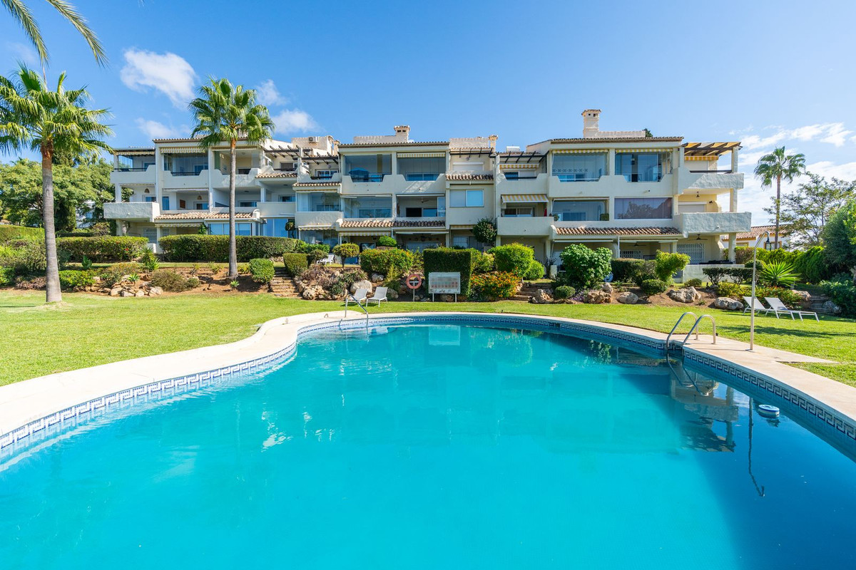Appartement te koop in Reserva de Marbella | 2 slaapkamers H5210275