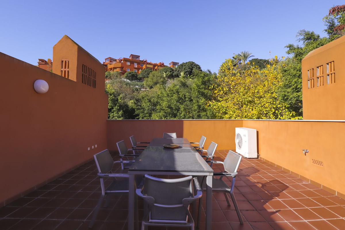 Huis te koop in Reserva de Marbella | 2 slaapkamers H5264311