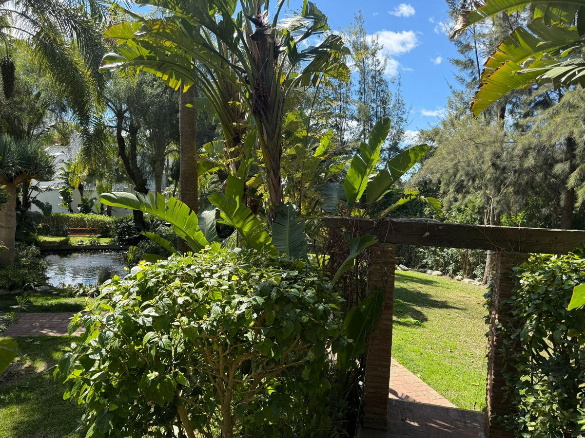 Appartement te koop in Reserva de Marbella | 2 slaapkamers H5325316