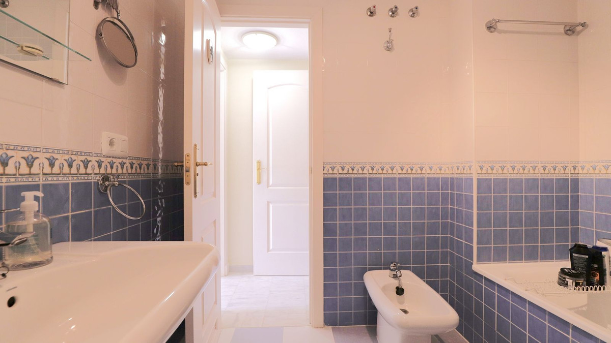 Appartement te koop in Reserva de Marbella | 2 slaapkamers H5343226