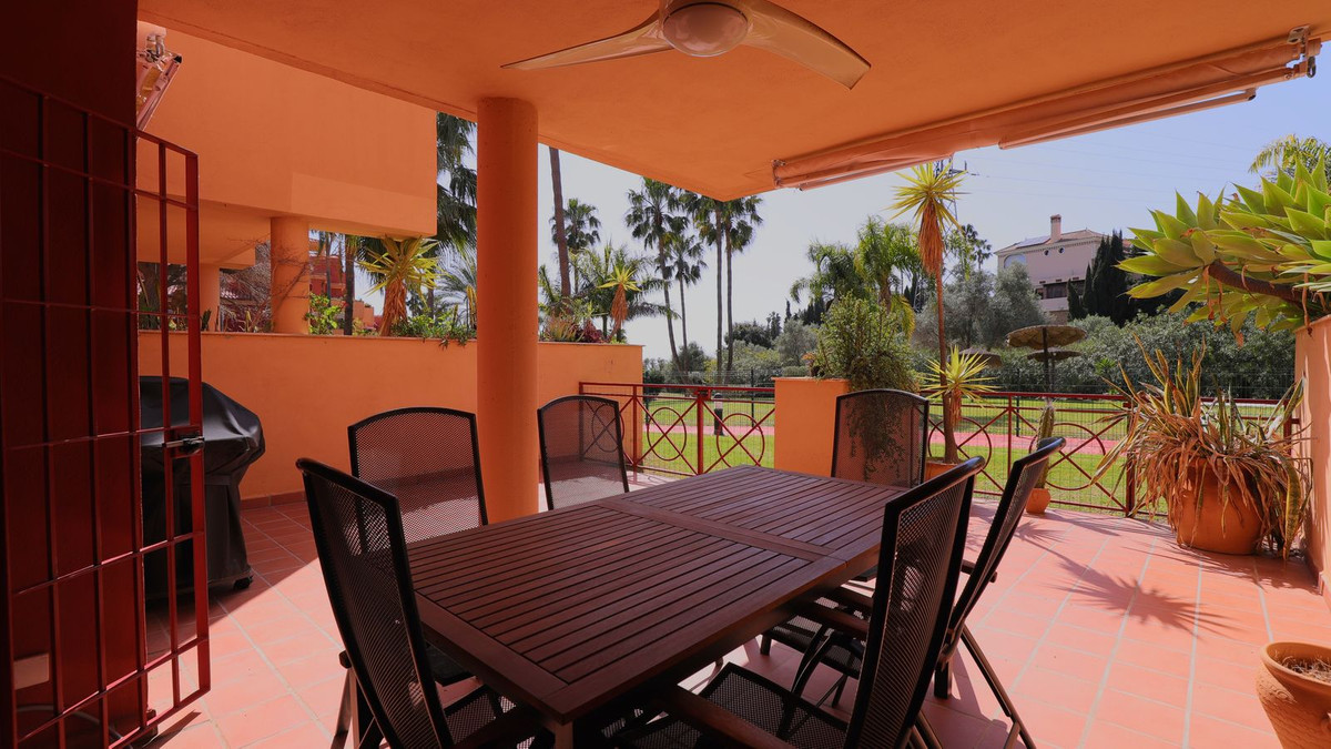 Appartement te koop in Reserva de Marbella | 2 slaapkamers H5343226