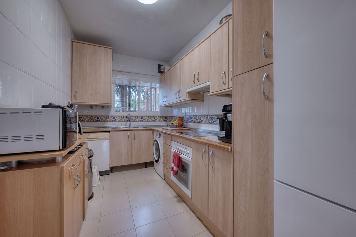 Appartement te koop in Reserva de Marbella | 2 slaapkamers H5360704
