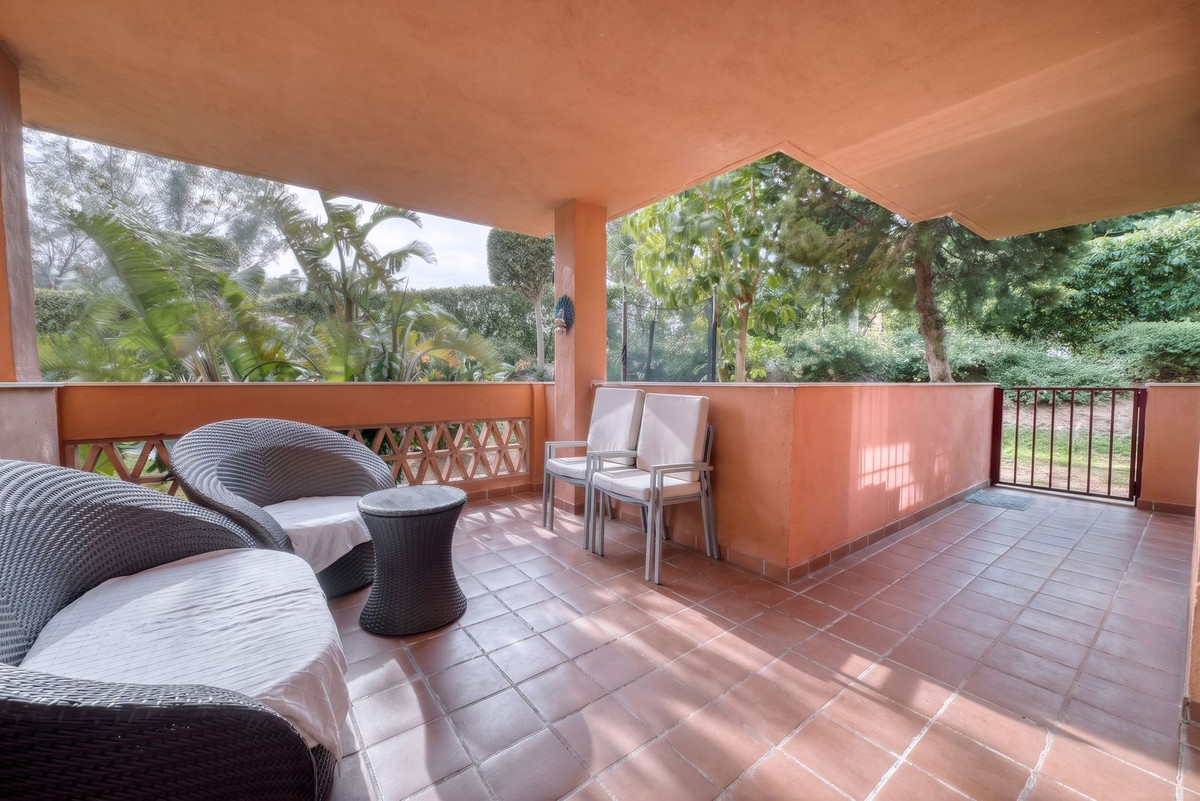 Appartement te koop in Reserva de Marbella | 2 slaapkamers H5360704