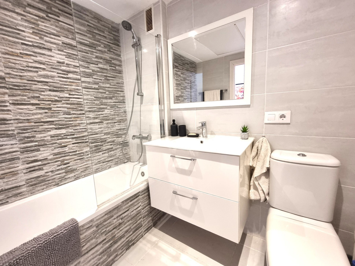 Appartement te koop in Reserva de Marbella | 2 slaapkamers H5383078