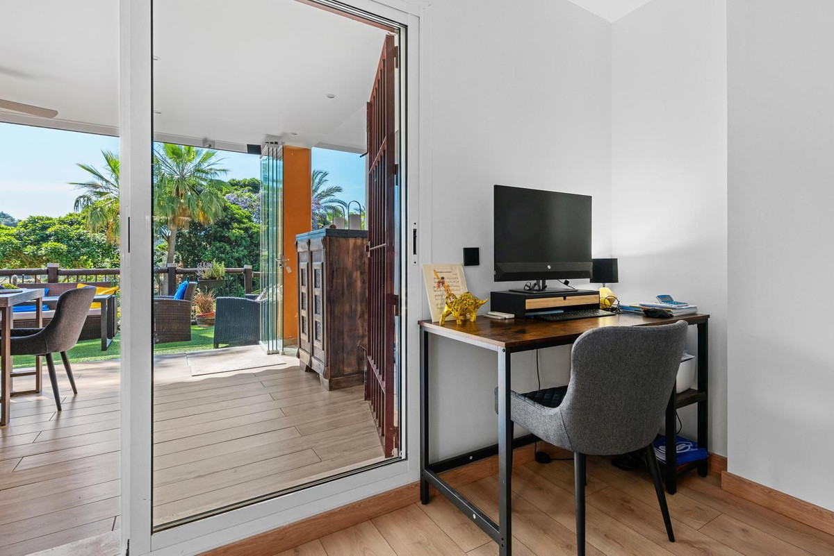 Appartement te koop in Reserva de Marbella | 2 slaapkamers H5425174