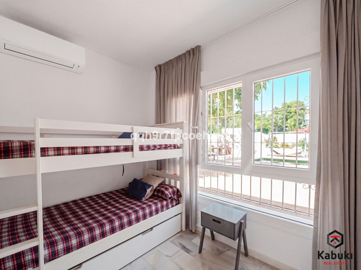 Appartement te koop in Reserva de Marbella | 4 slaapkamers H5452090