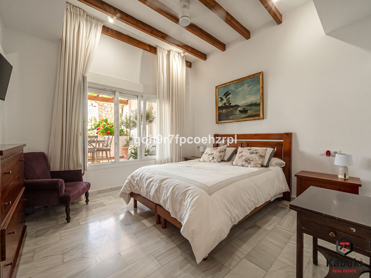 Appartement te koop in Reserva de Marbella | 4 slaapkamers H5452090