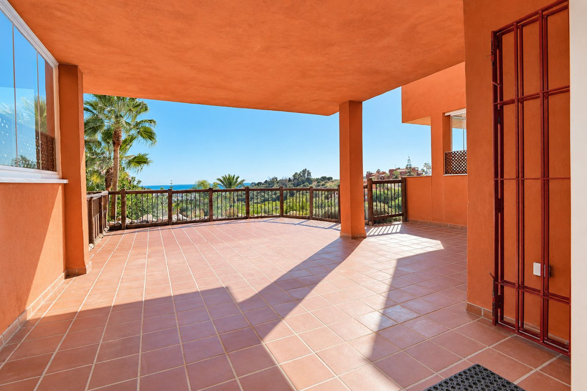 Appartement te koop in Reserva de Marbella | 2 slaapkamers H5514667