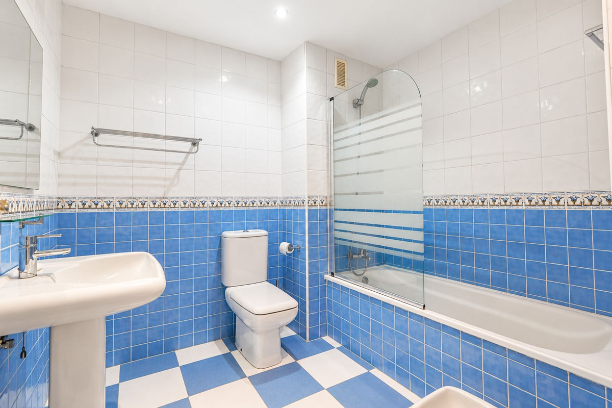 Appartement te koop in Reserva de Marbella | 2 slaapkamers H5514667