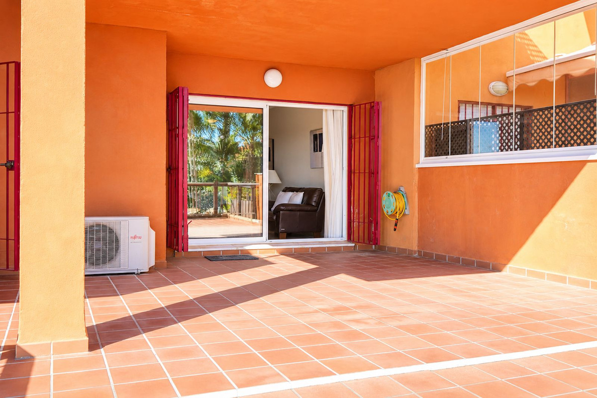 Appartement te koop in Reserva de Marbella | 2 slaapkamers H5514667