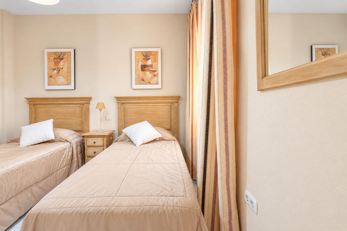 Appartement te koop in Reserva de Marbella | 2 slaapkamers H5514667