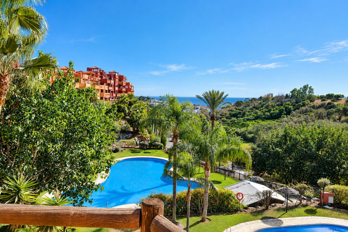 Appartement te koop in Reserva de Marbella | 2 slaapkamers H5514667