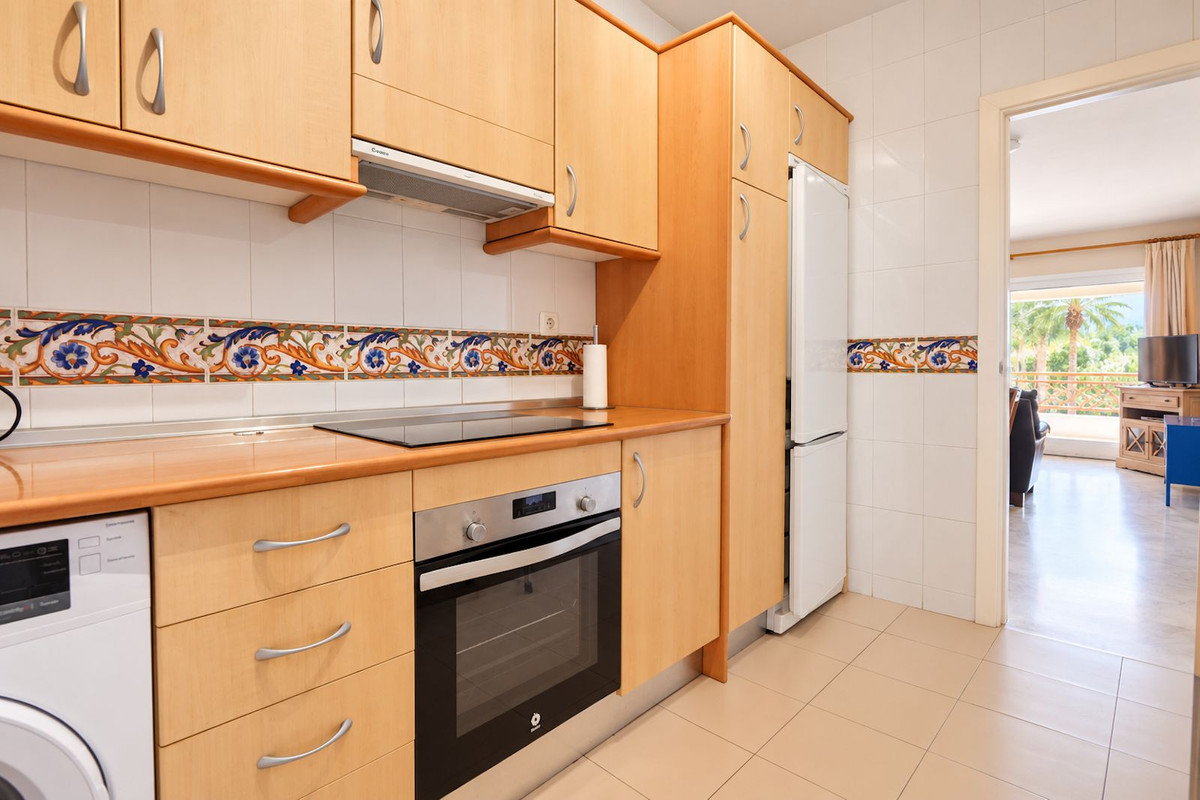 Appartement te koop in Reserva de Marbella | 2 slaapkamers H5514667