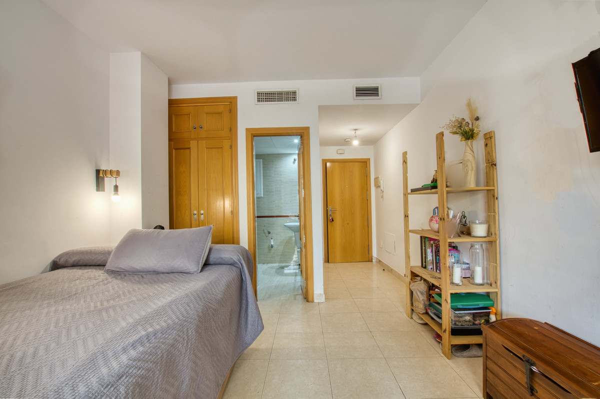 Appartement te koop in Rincón de la Victoria | 0 slaapkamers H5112043