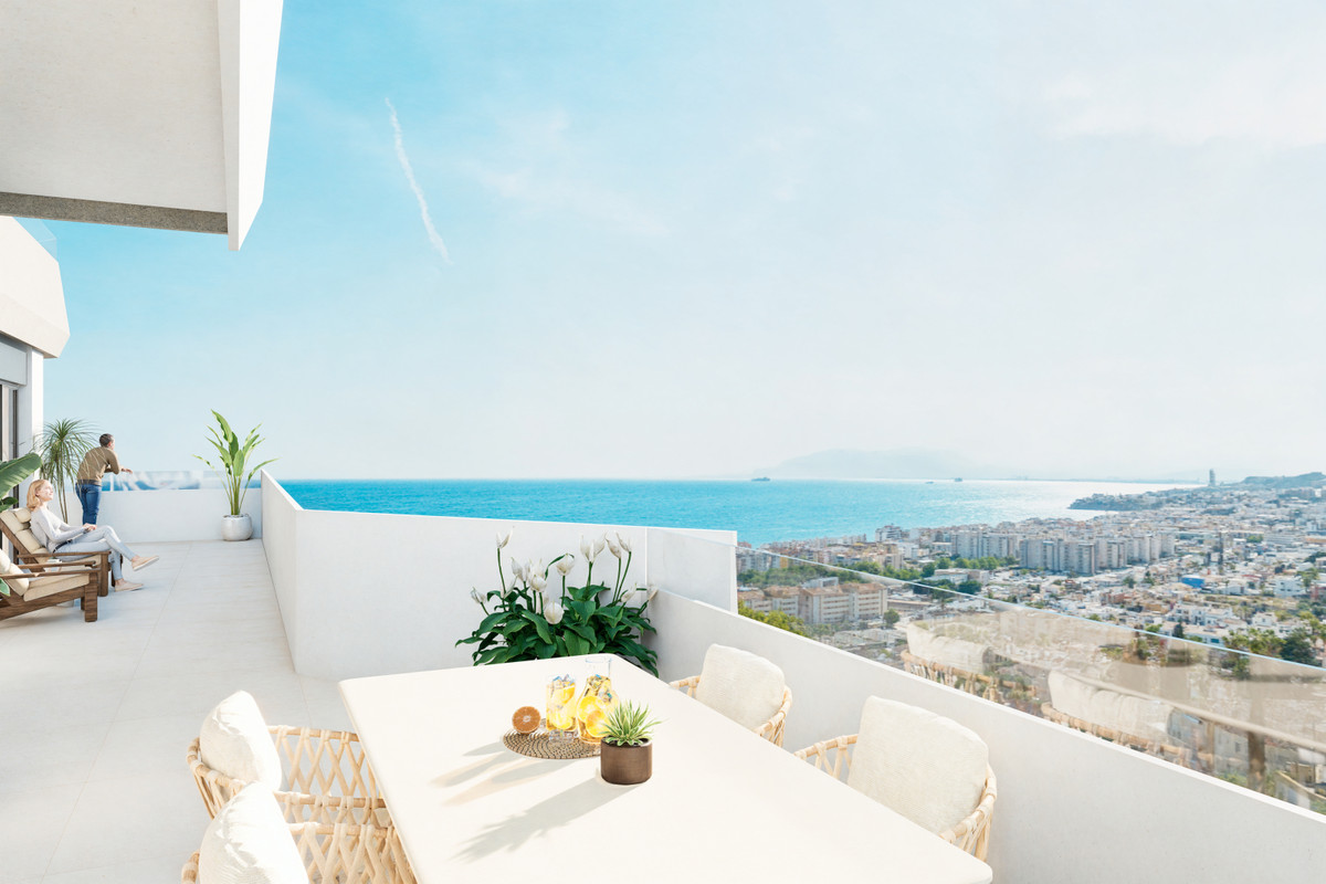 Appartement te koop in Rincón de la Victoria | 2 - 4 slaapkamers H5146264