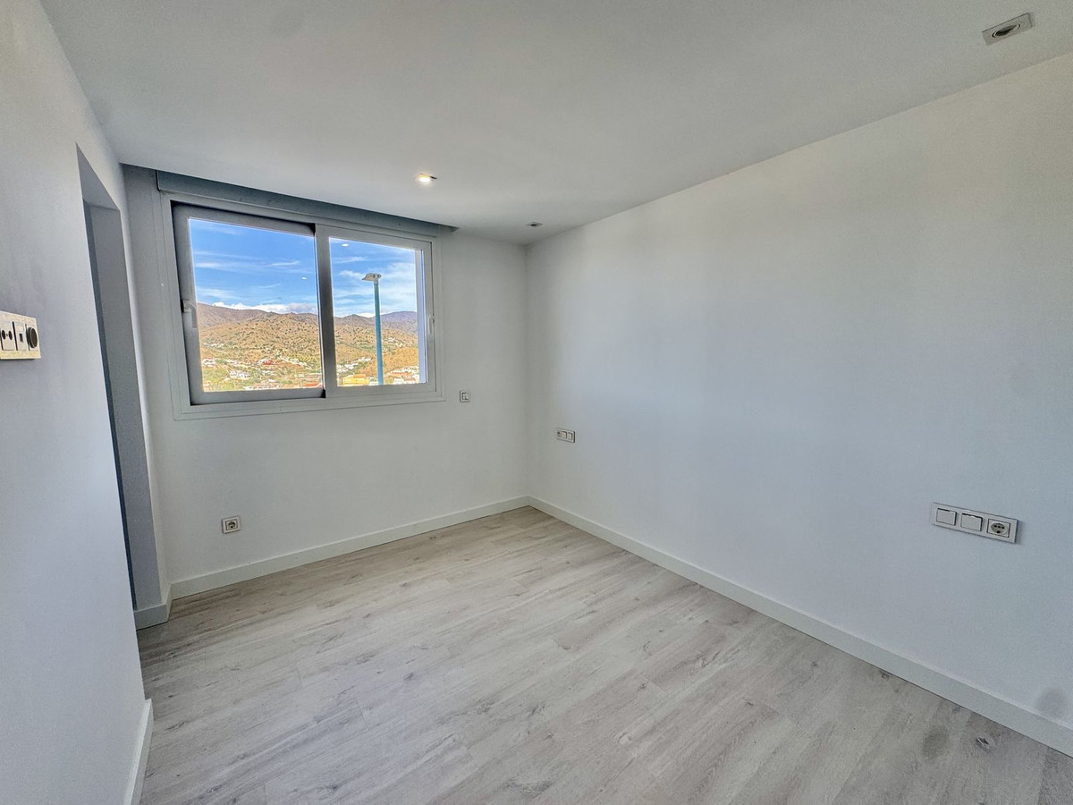 Appartement te koop in Rincón de la Victoria | 2 slaapkamers H5256919