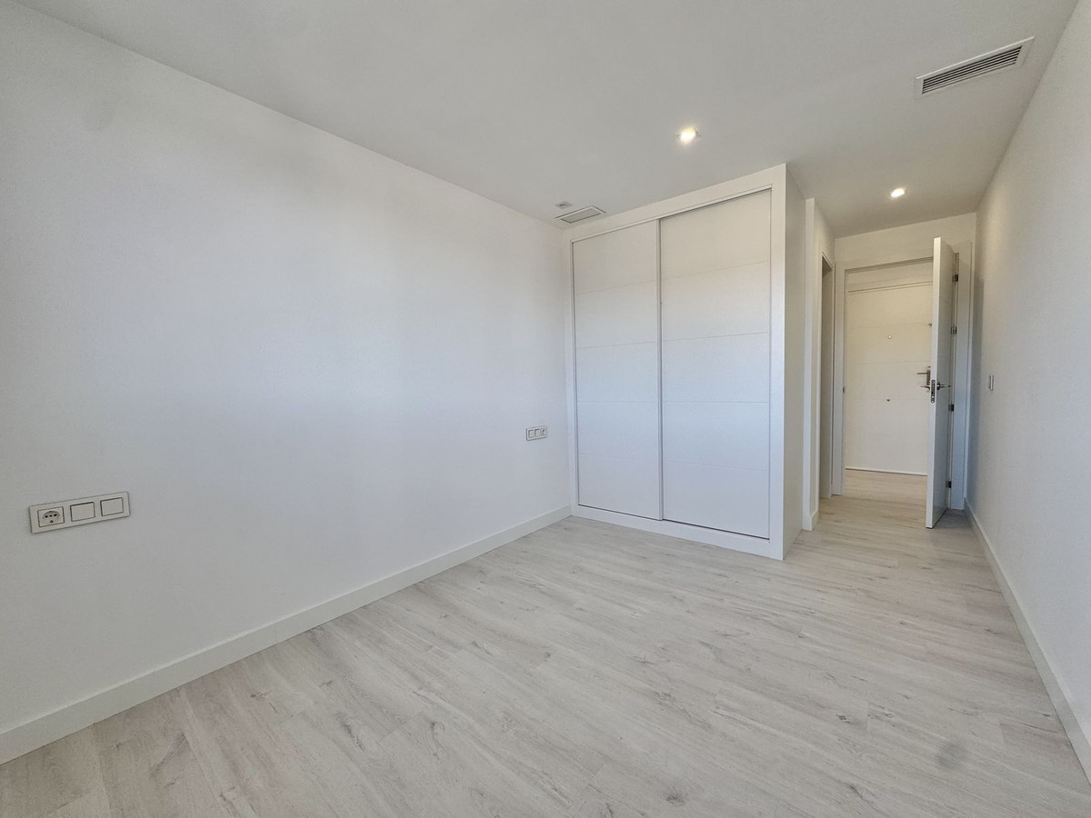 Appartement te koop in Rincón de la Victoria | 2 slaapkamers H5256919