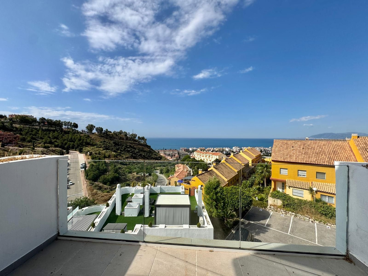 Appartement te koop in Rincón de la Victoria | 2 slaapkamers H5256919