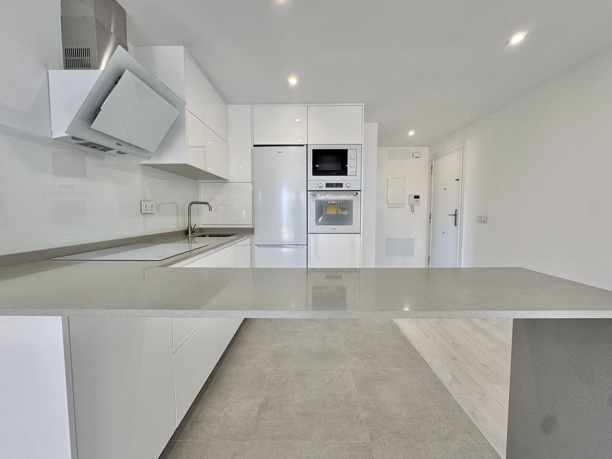 Appartement te koop in Rincón de la Victoria | 2 slaapkamers H5256919