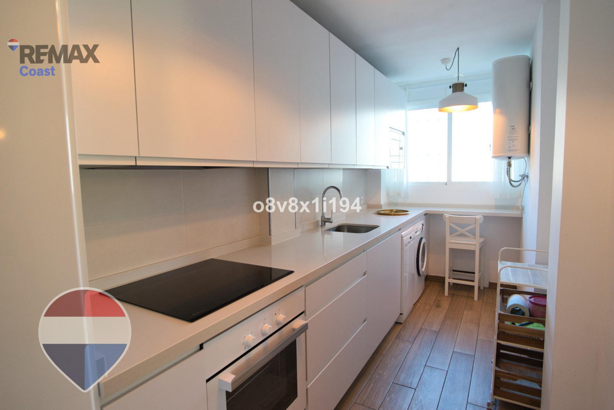 Appartement te koop in Rincón de la Victoria | 2 slaapkamers H5283244