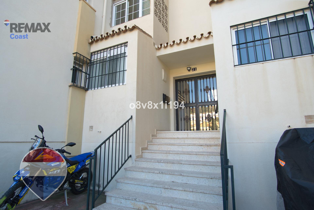 Appartement te koop in Rincón de la Victoria | 2 slaapkamers H5283244