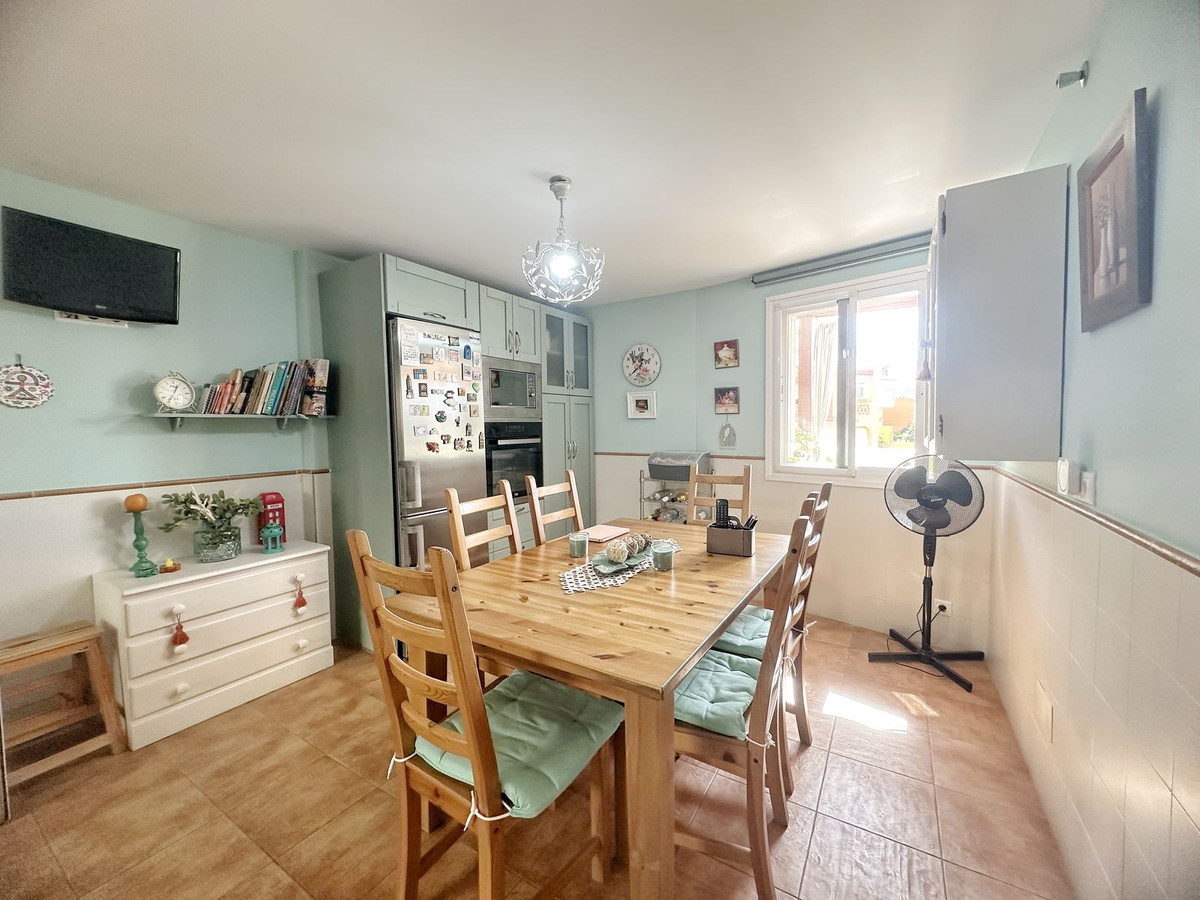 Huis te koop in Rincón de la Victoria | 4 slaapkamers H5298661