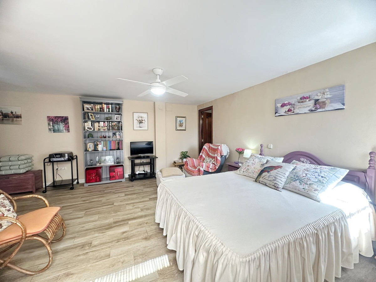 Huis te koop in Rincón de la Victoria | 4 slaapkamers H5298661