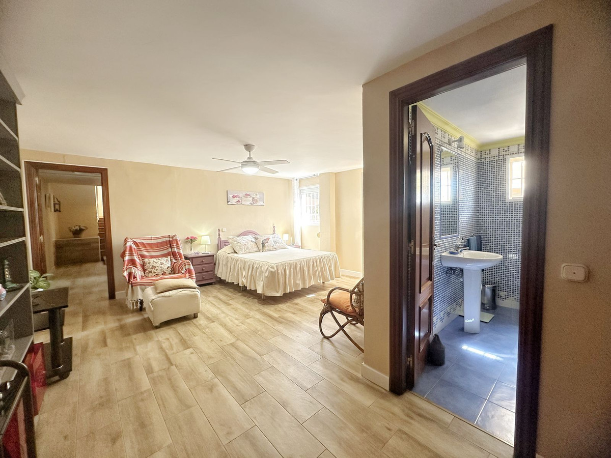 Huis te koop in Rincón de la Victoria | 4 slaapkamers H5298661