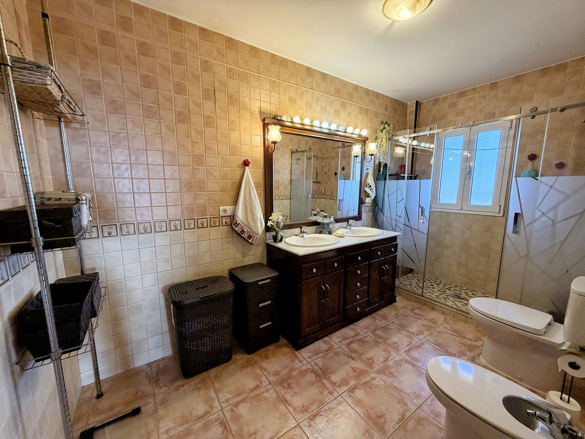 Huis te koop in Rincón de la Victoria | 4 slaapkamers H5299810