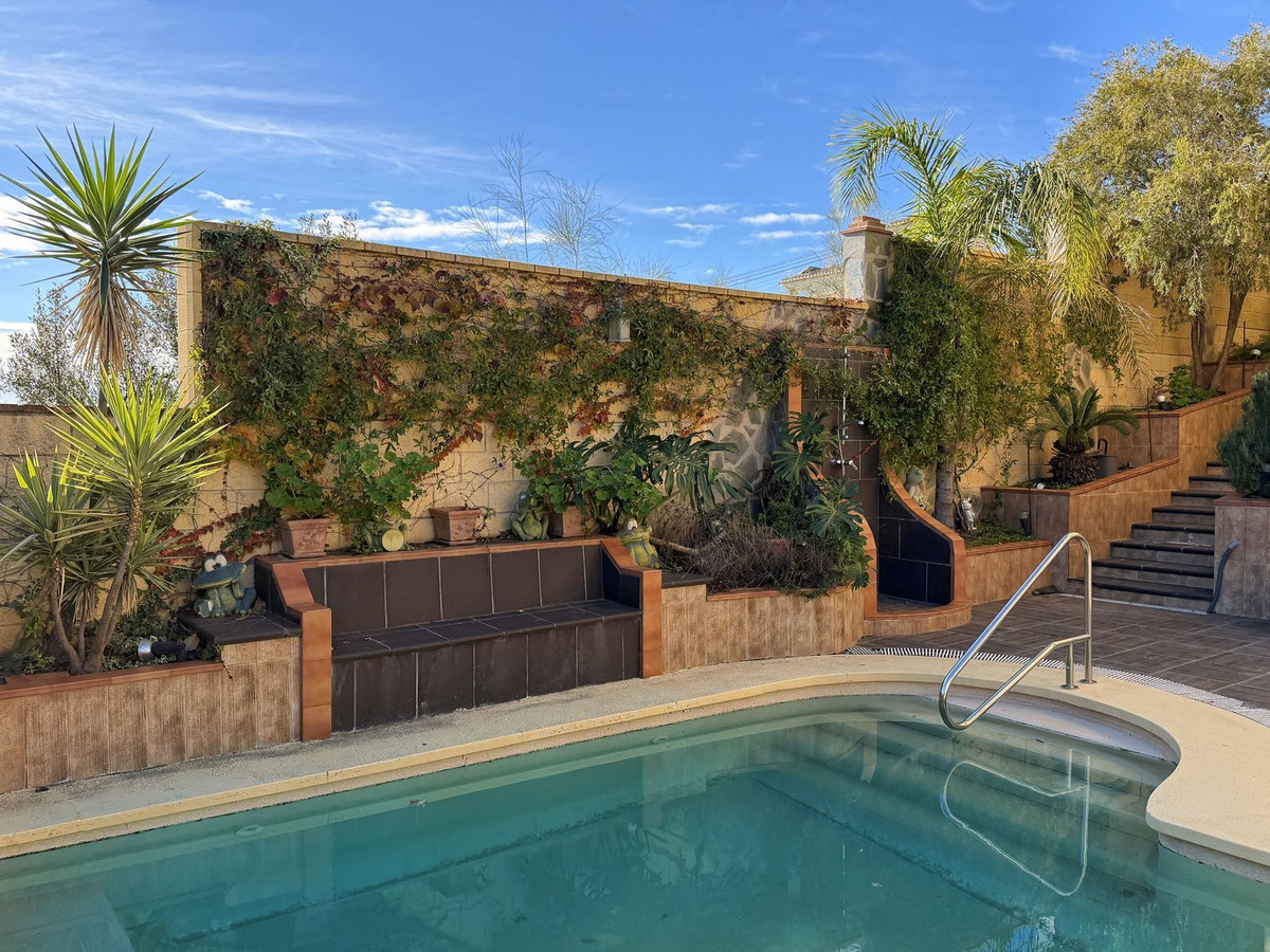 Huis te koop in Rincón de la Victoria | 4 slaapkamers H5299810