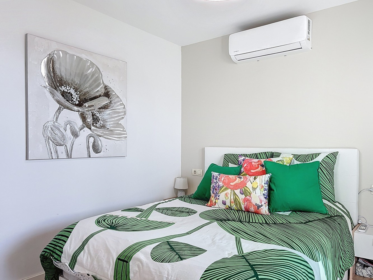 Appartement te koop in Rincón de la Victoria | 3 slaapkamers H5300560