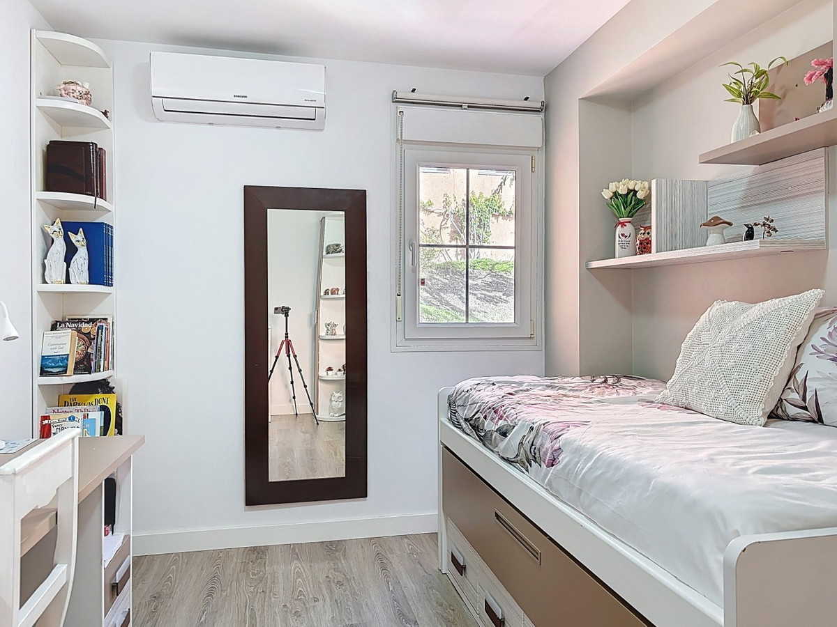 Appartement te koop in Rincón de la Victoria | 3 slaapkamers H5300560